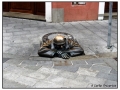 La statua del "Guardone" Cumil, Bratislava, Slovacchia