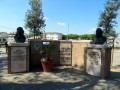 I busti di Giuseppe e Anita Garibaldi, Cesenatico