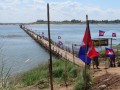 Il ponte di bamboo più lungo del mondo (circa 1km) che  porta all’isola di Koh Pen